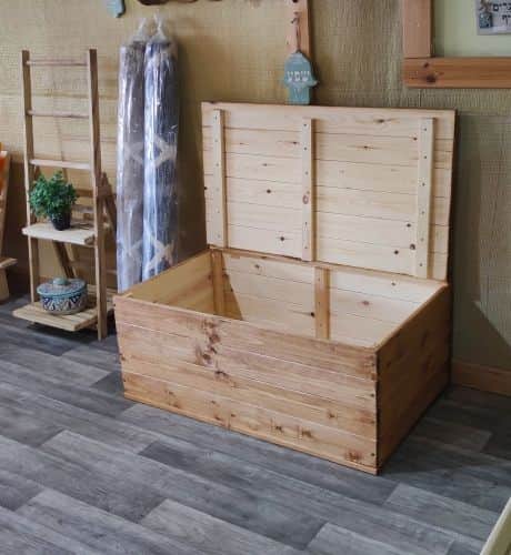 ארגז אחסון מעץ מלא