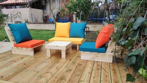 פינת זולה 2+1+1 ושולחן