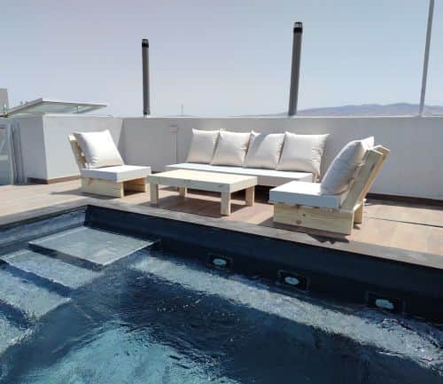 פינת זולה 4+1+1 ושולחן