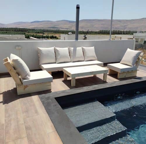 פינת זולה 4+1+1 ושולחן