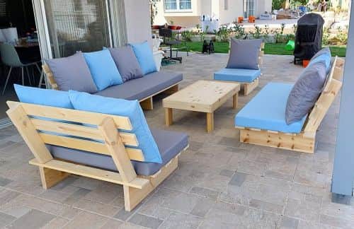 פינת זולה 4+3+2+1 ושולחן