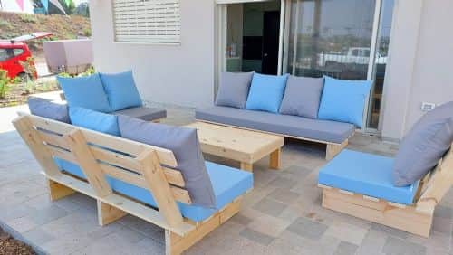 פינת זולה 4+3+2+1 ושולחן